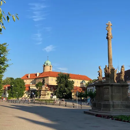 Zahradni V Podebradech شقة